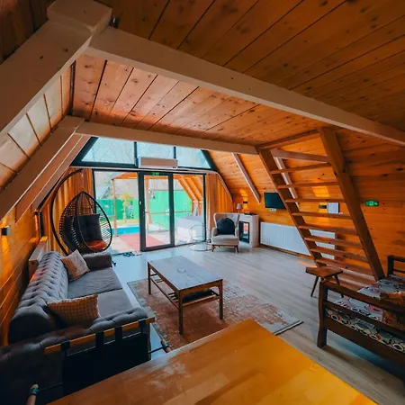 Mert Bungalov-yildiz Evi ספנג'ה